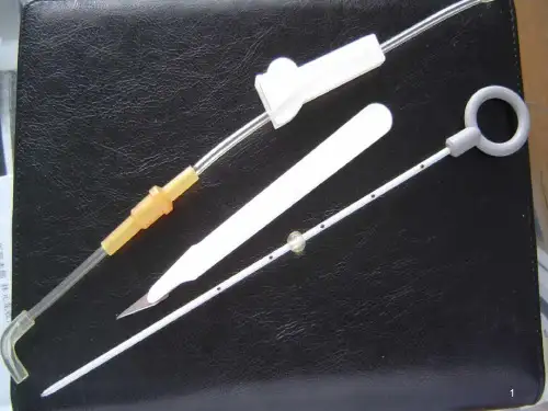 腹膜透析置管相关并发症和处置课件