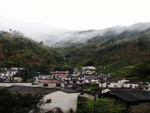 三年级语文下册 第4单元 13《山村的早晨》课件3 语文S版