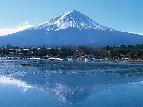 沪科版八年级物理第四章第二节 《平面镜成像》PPT课件(共35张PPT)