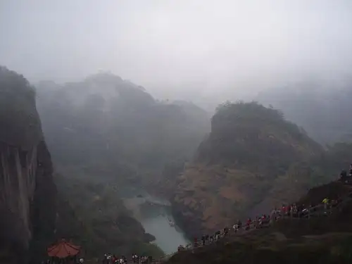 115《天游峰的扫路人》PPT课件