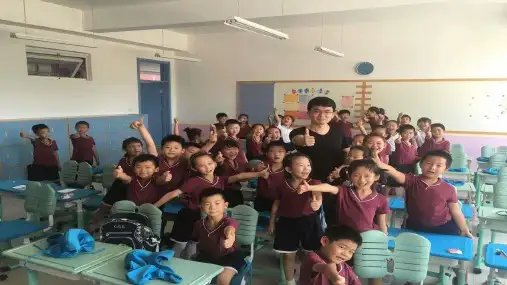 最新小学英语四年级公开课绘本阅读优质课件